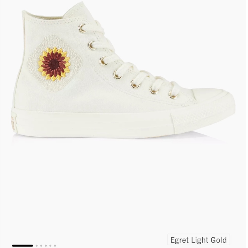 Converse Chuck Taylor All Star High-Top Sneakers Floral Embroidery